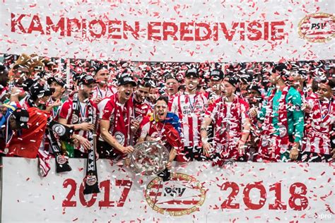 psv kampioen rolex|PSV overleeft valse start en kroont zich na zes jaar weer tot .